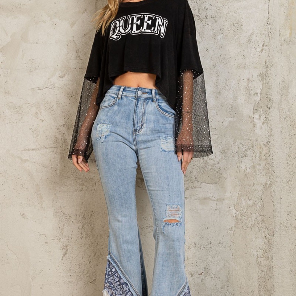 NEW Women Long Sleeve Studded "Queen" - Picture 4 of 6